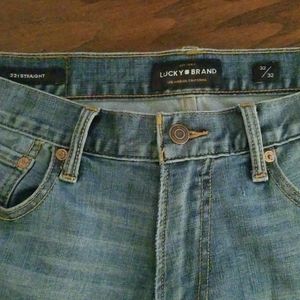 Lucky Brand 221 Straight Jeans
